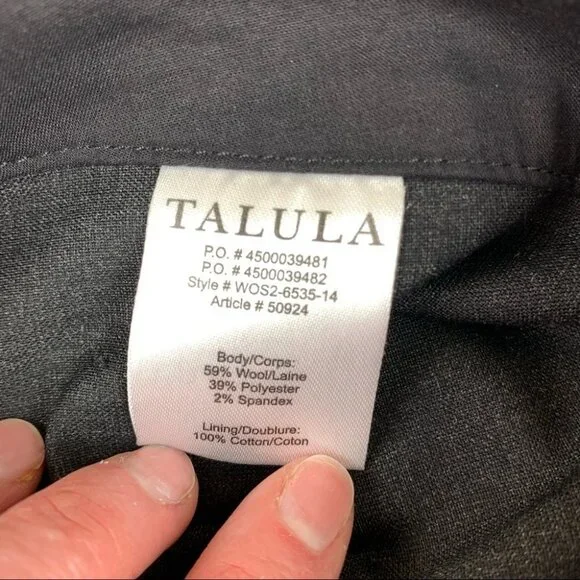 Aritzia Talula Black Skort size 4 - Picture 5 of 10